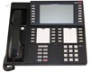 Téléphone analogique Lucent avec afficheur et 20 Boutons programmable
AT&T Merlin Legend MLX 20L phone has twenty programmable buttons for lines or feature aces. The Legend MLX-20L phone comes with an extra large display that enables 7 lines by 24 characters. Other buttons include: conference, transfer, hold, and mute.